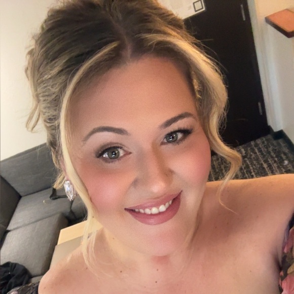 alyciaanzeveno